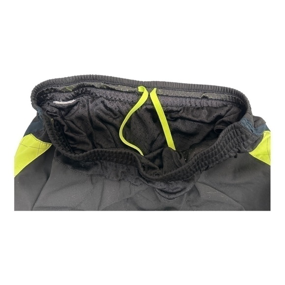 Adidas Shorts - Picture 7 of 9